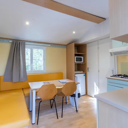 Mobilhome Calvi 15 Climatise בית נופש